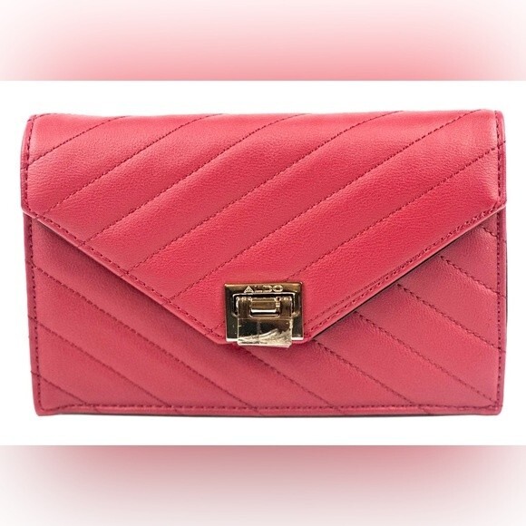 Aldo Mandalit Red Crossbody Bag with Gold Chain Strap - Picture 3 of 13